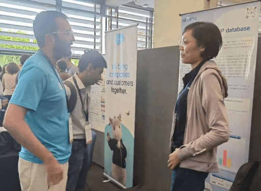 VLDB 大会交流现场-图 1